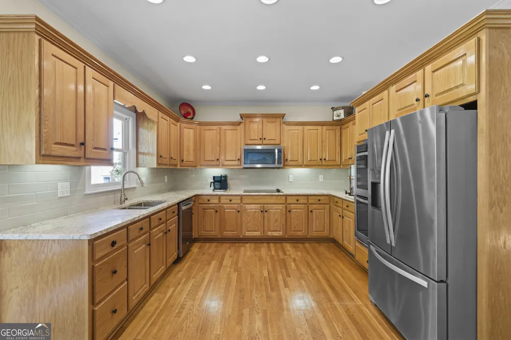 6034 Nature Path LN Sugar Hill, GA 30518