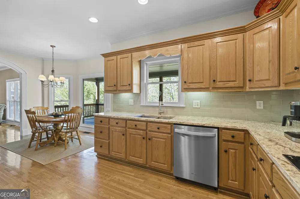 6034 Nature Path LN Sugar Hill, GA 30518