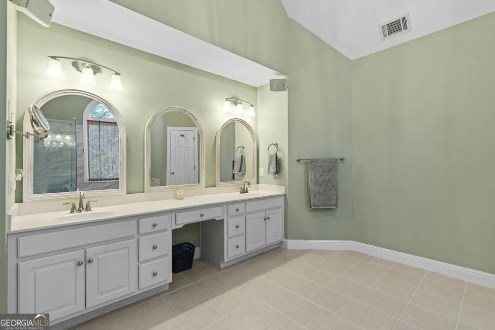 6034 Nature Path LN Sugar Hill, GA 30518