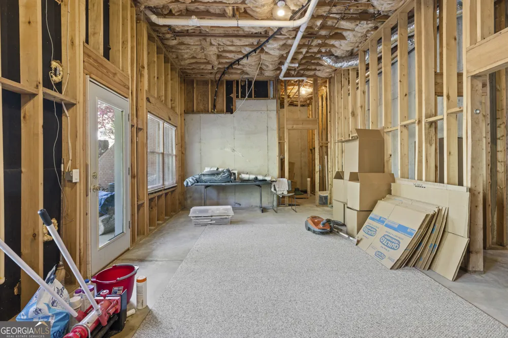6034 Nature Path LN Sugar Hill, GA 30518