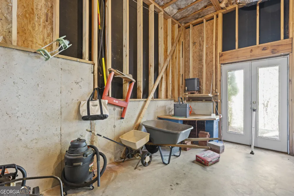 6034 Nature Path LN Sugar Hill, GA 30518