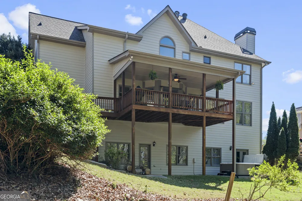 6034 Nature Path LN Sugar Hill, GA 30518