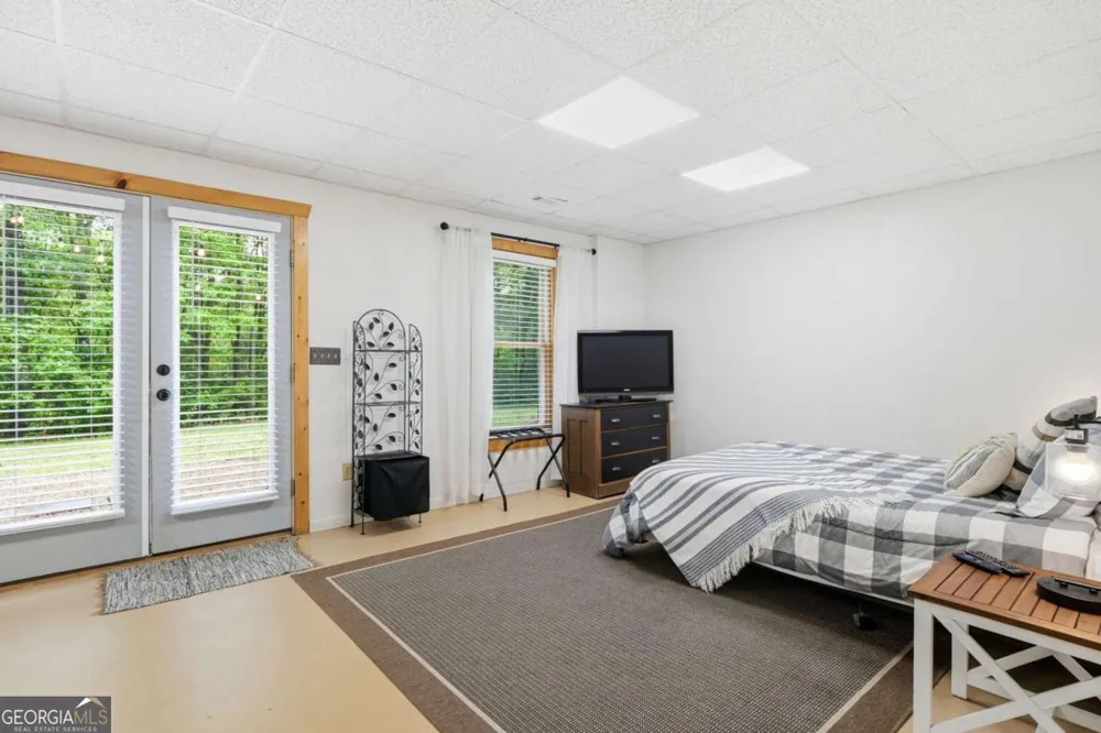 67 Ballard LN Ellijay, GA 30536