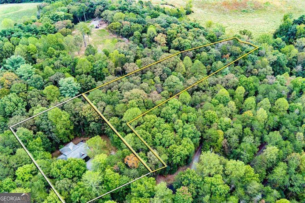 67 Ballard LN Ellijay, GA 30536