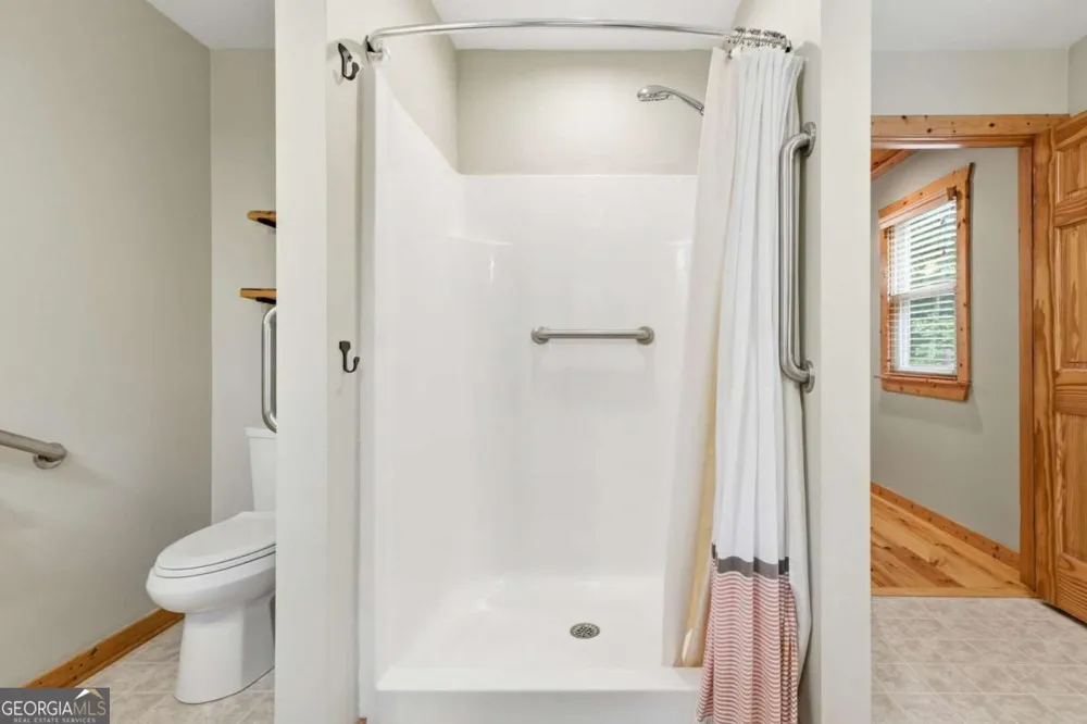 67 Ballard LN Ellijay, GA 30536