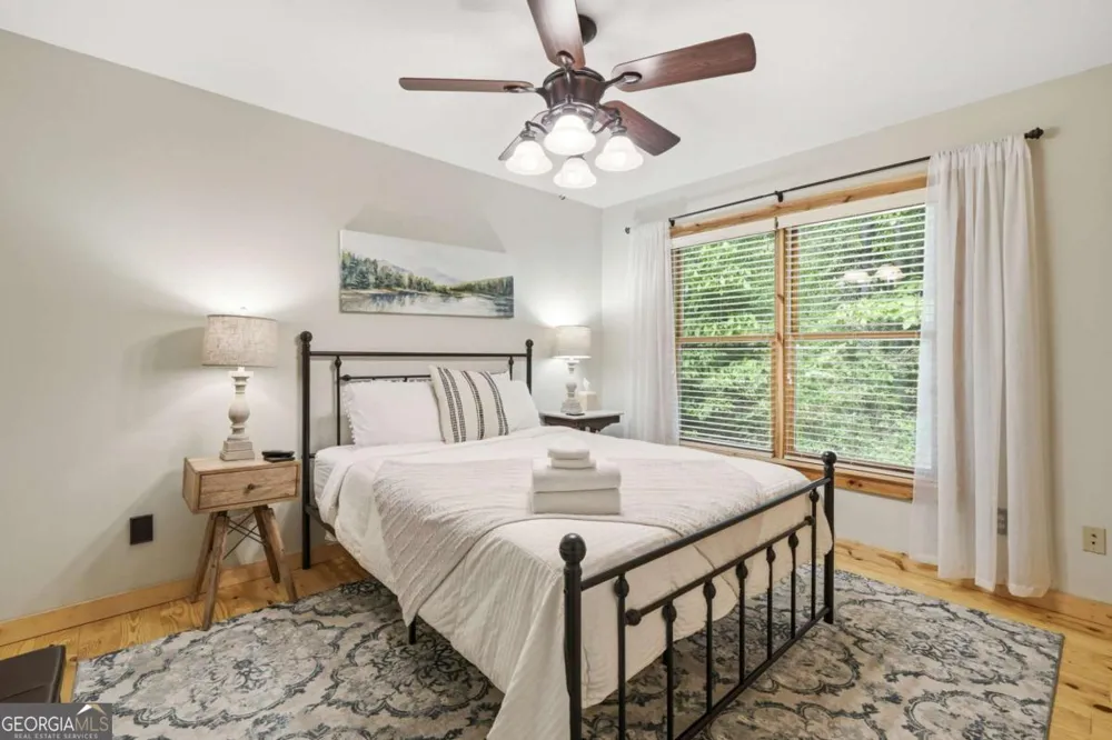 67 Ballard LN Ellijay, GA 30536