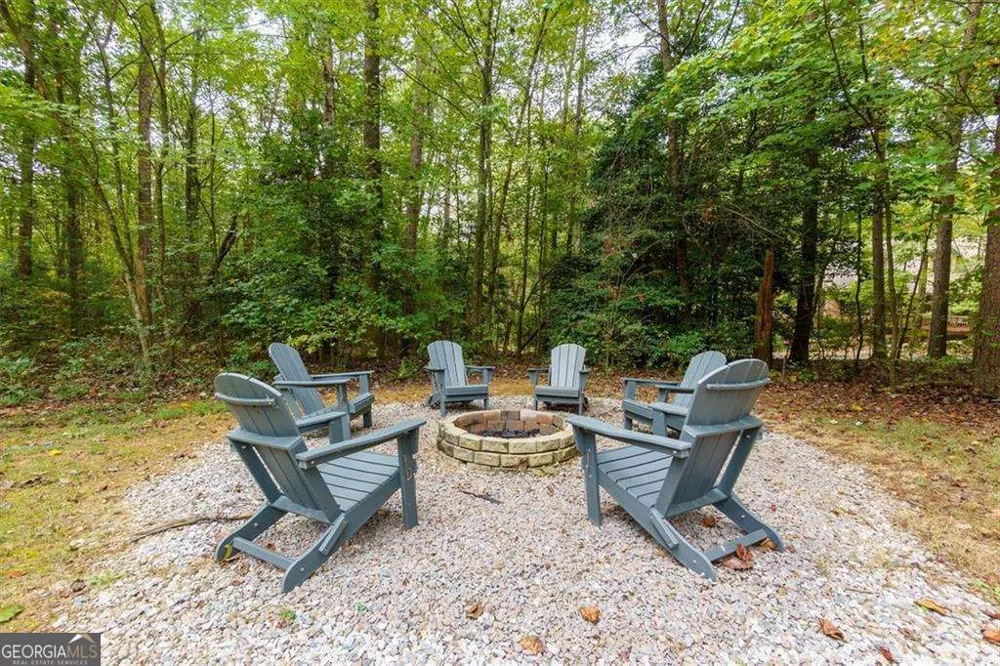 67 Ballard LN Ellijay, GA 30536