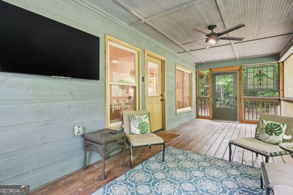67 Ballard LN Ellijay, GA 30536
