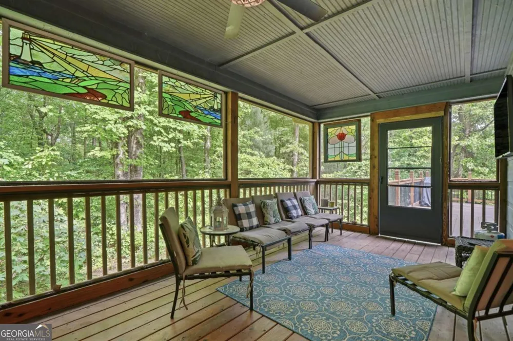 67 Ballard LN Ellijay, GA 30536