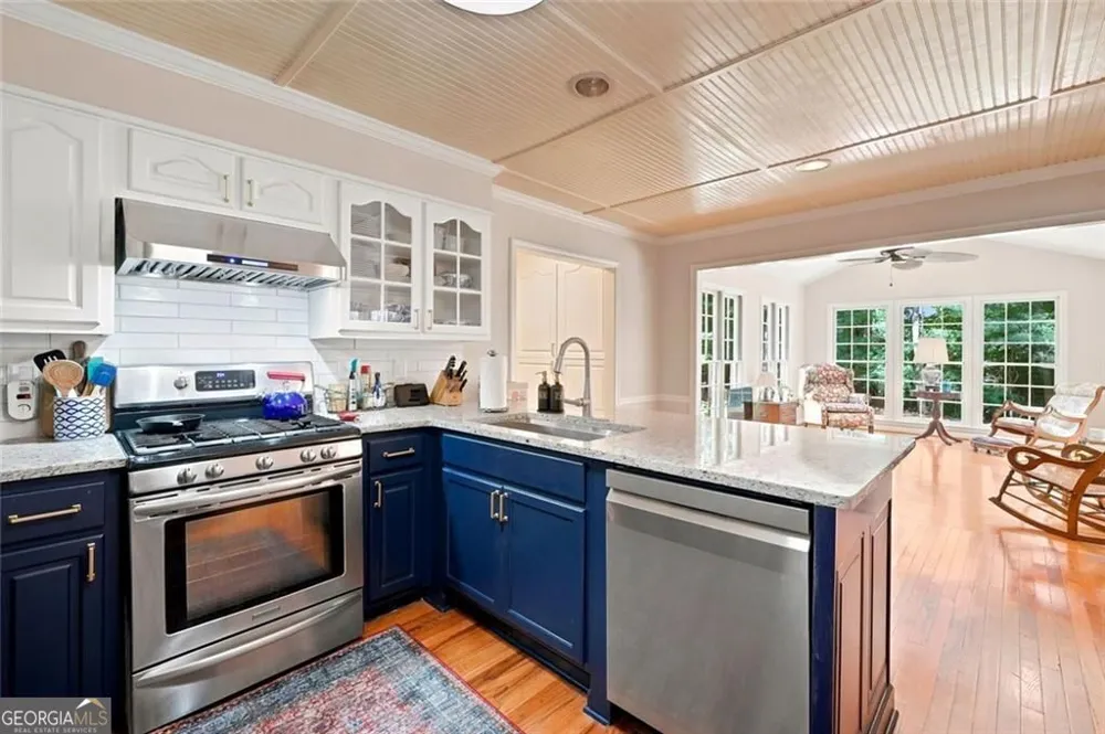 1851 Jacksons Creek DR Marietta, GA 30068