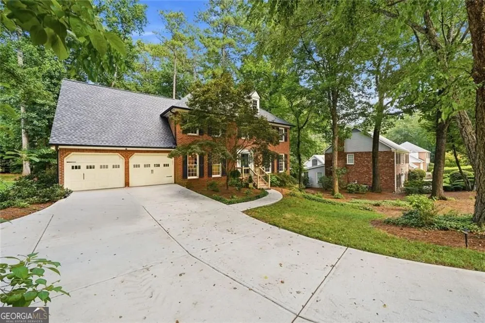 1851 Jacksons Creek DR Marietta, GA 30068