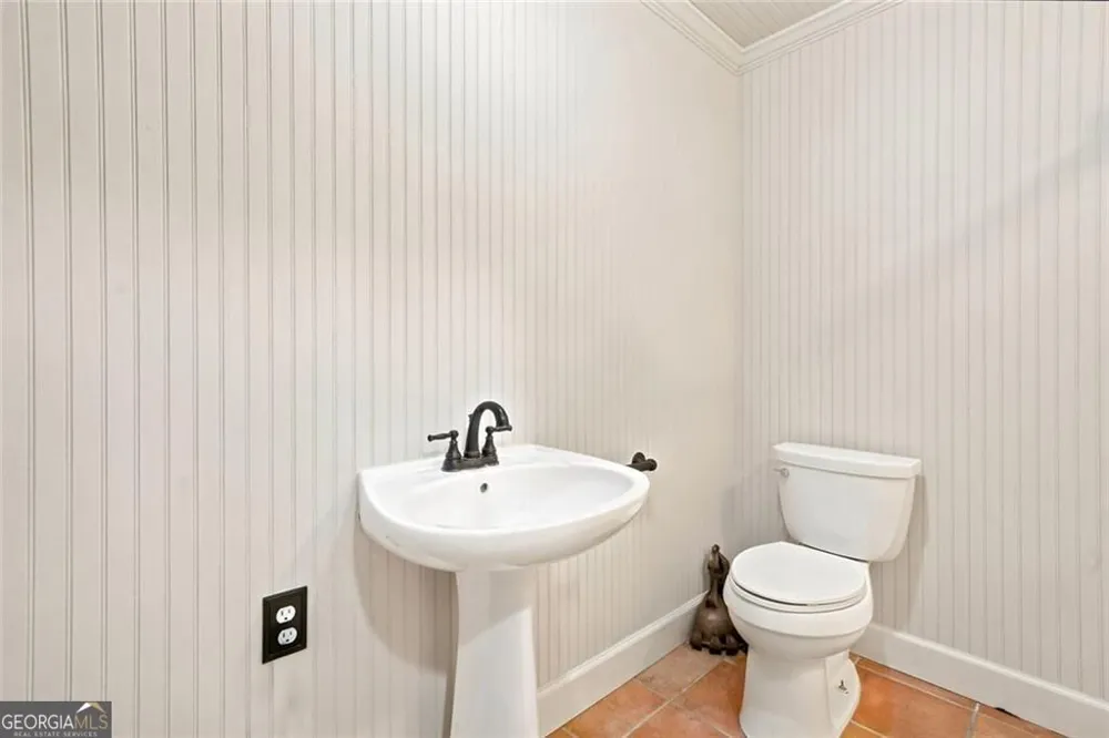 1851 Jacksons Creek DR Marietta, GA 30068