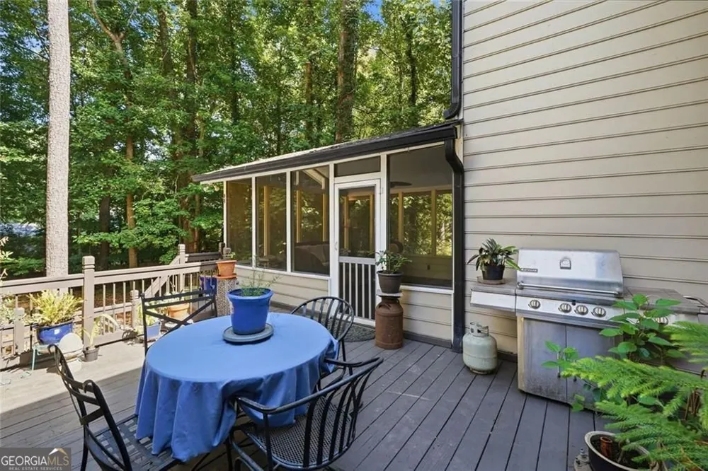 1851 Jacksons Creek DR Marietta, GA 30068