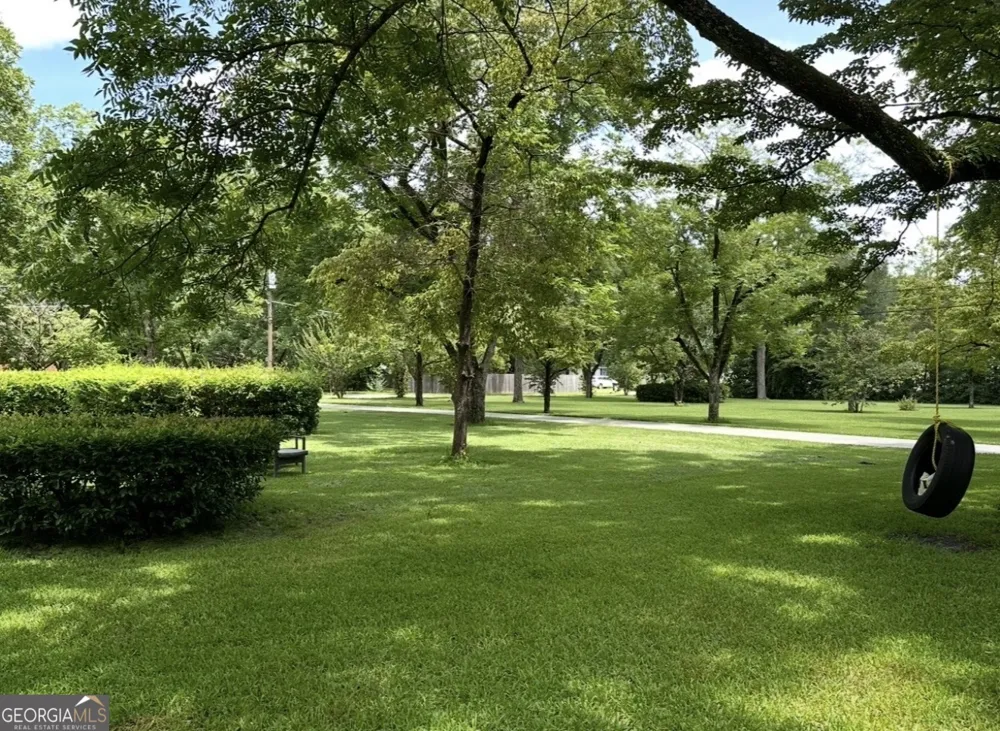 112 Geneva ST Dublin, GA 31021