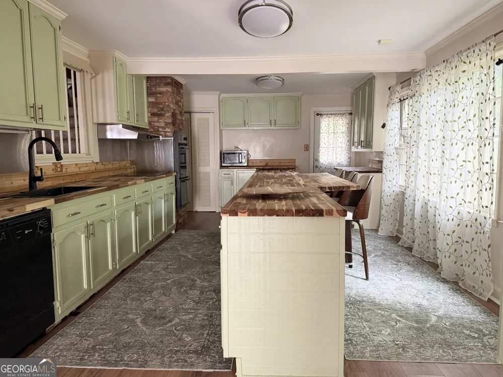 112 Geneva ST Dublin, GA 31021
