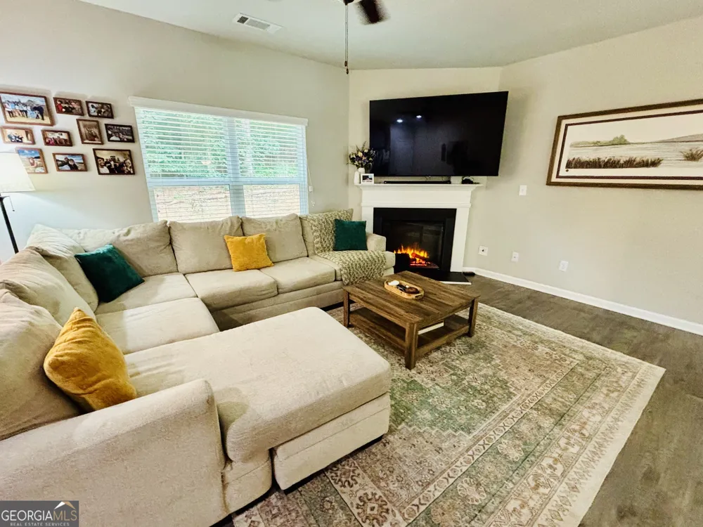 240 New Image DR Lula, GA 30554