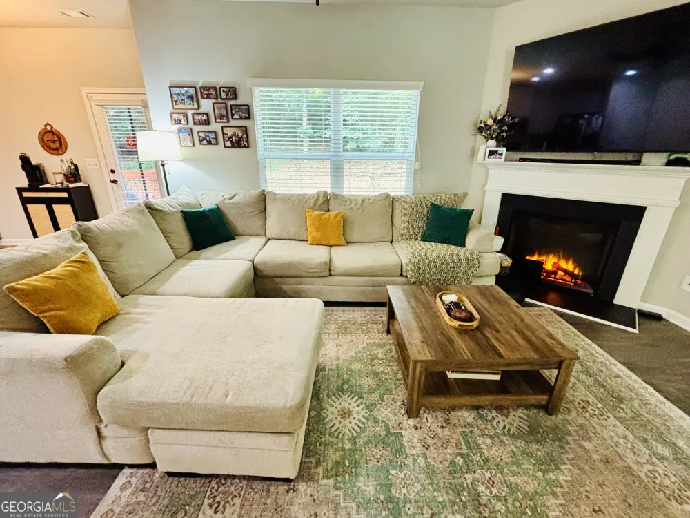 240 New Image DR Lula, GA 30554