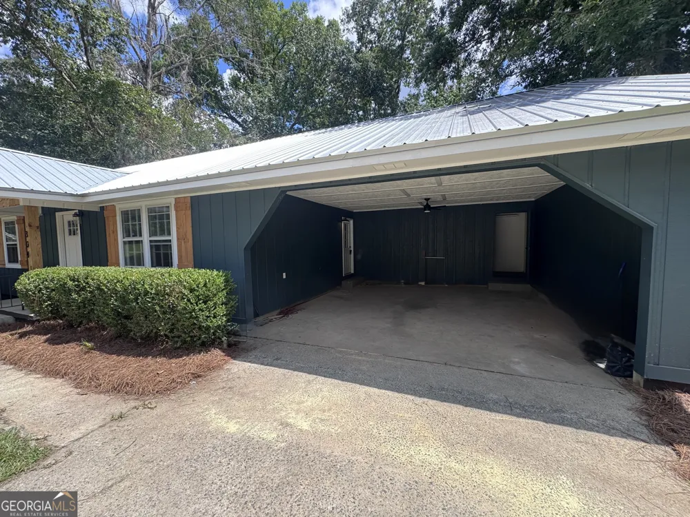 304 Pinewood DR Dublin, GA 31021