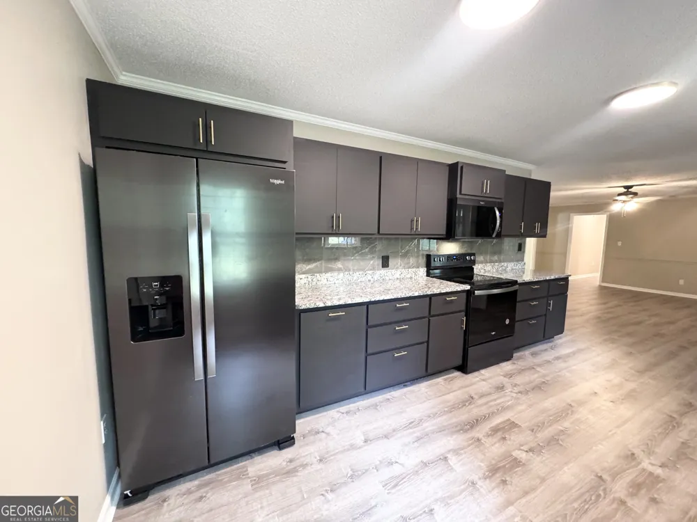 304 Pinewood DR Dublin, GA 31021
