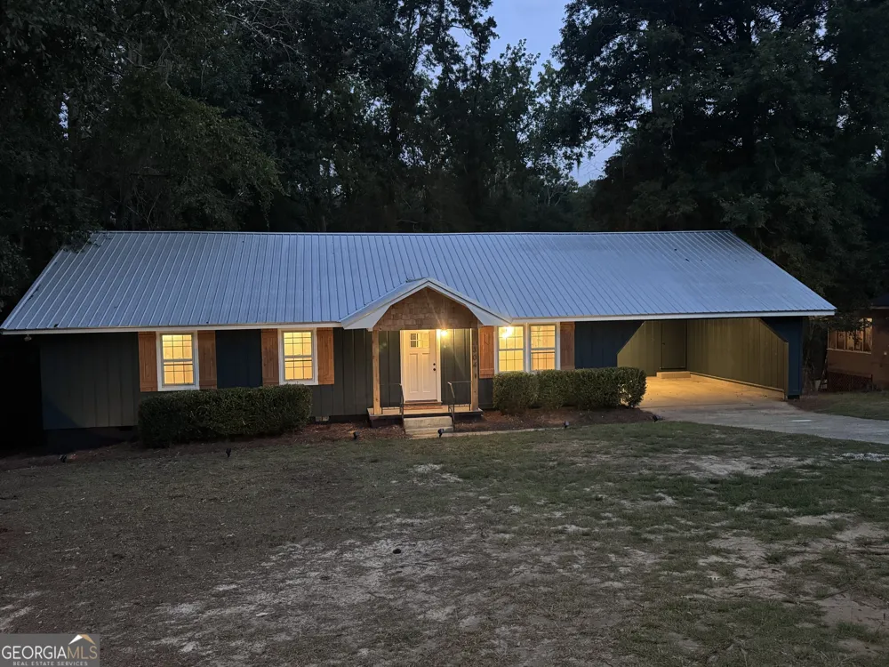 304 Pinewood DR Dublin, GA 31021