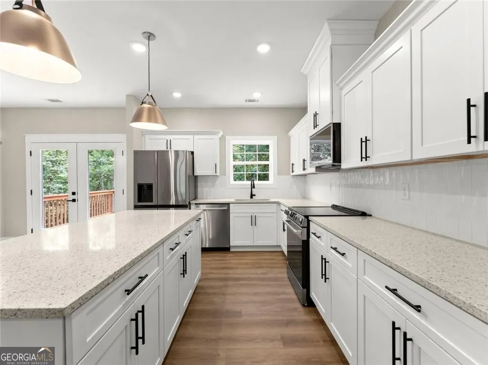 577 Peaceful Valley DR Cleveland, GA 30528