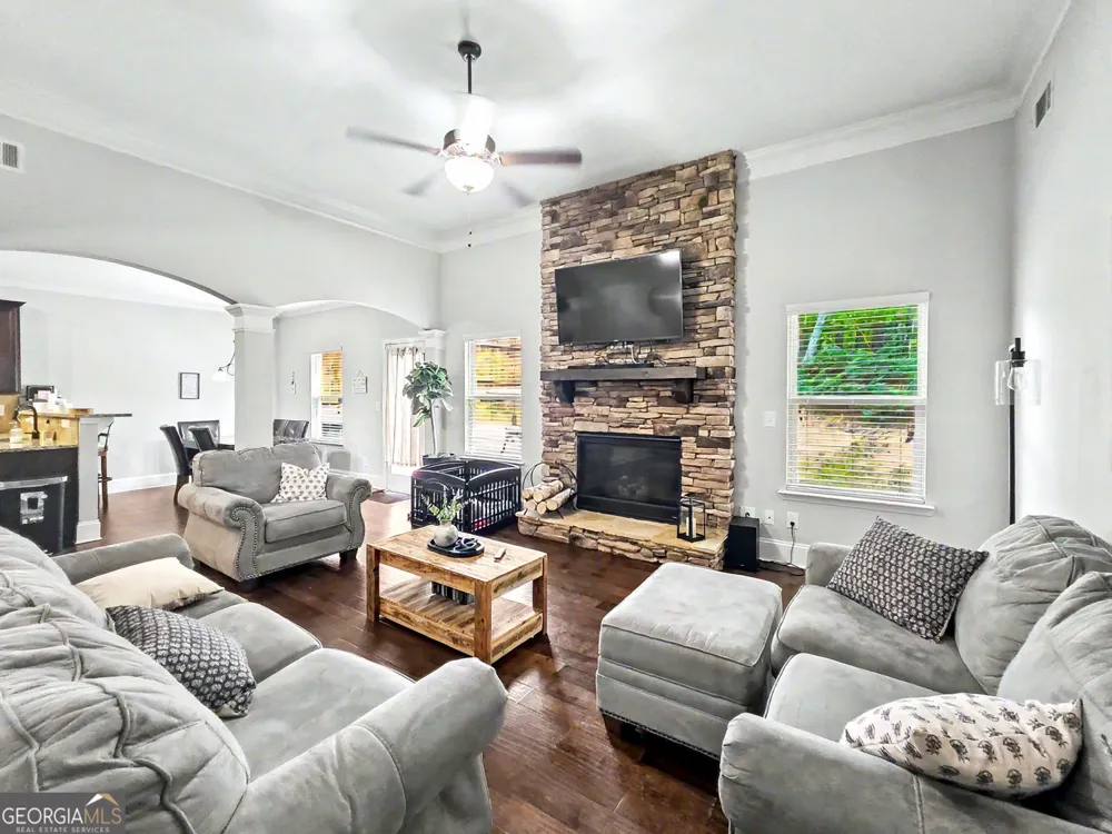 2015 Chapel Estates LN Dacula, GA 30019