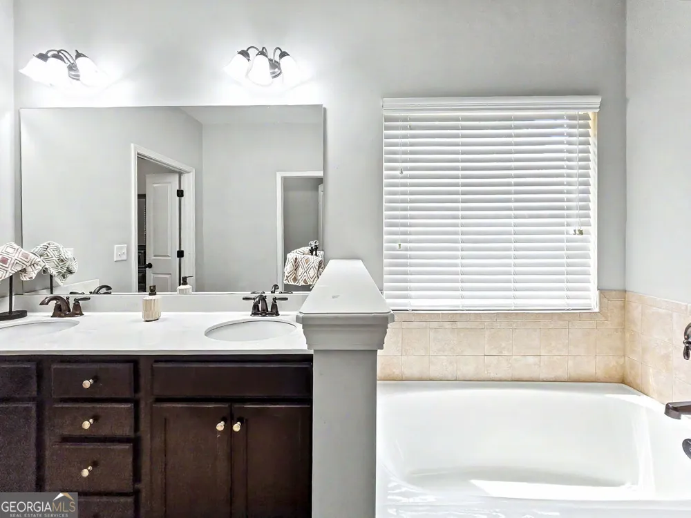 2015 Chapel Estates LN Dacula, GA 30019