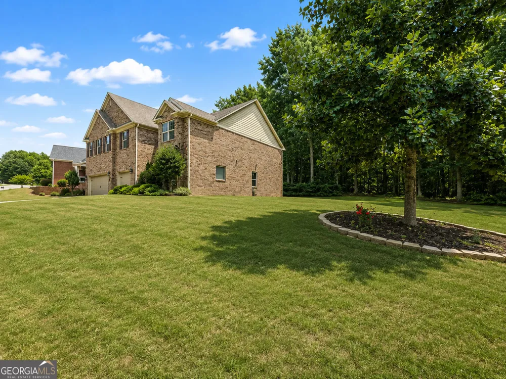 2015 Chapel Estates LN Dacula, GA 30019