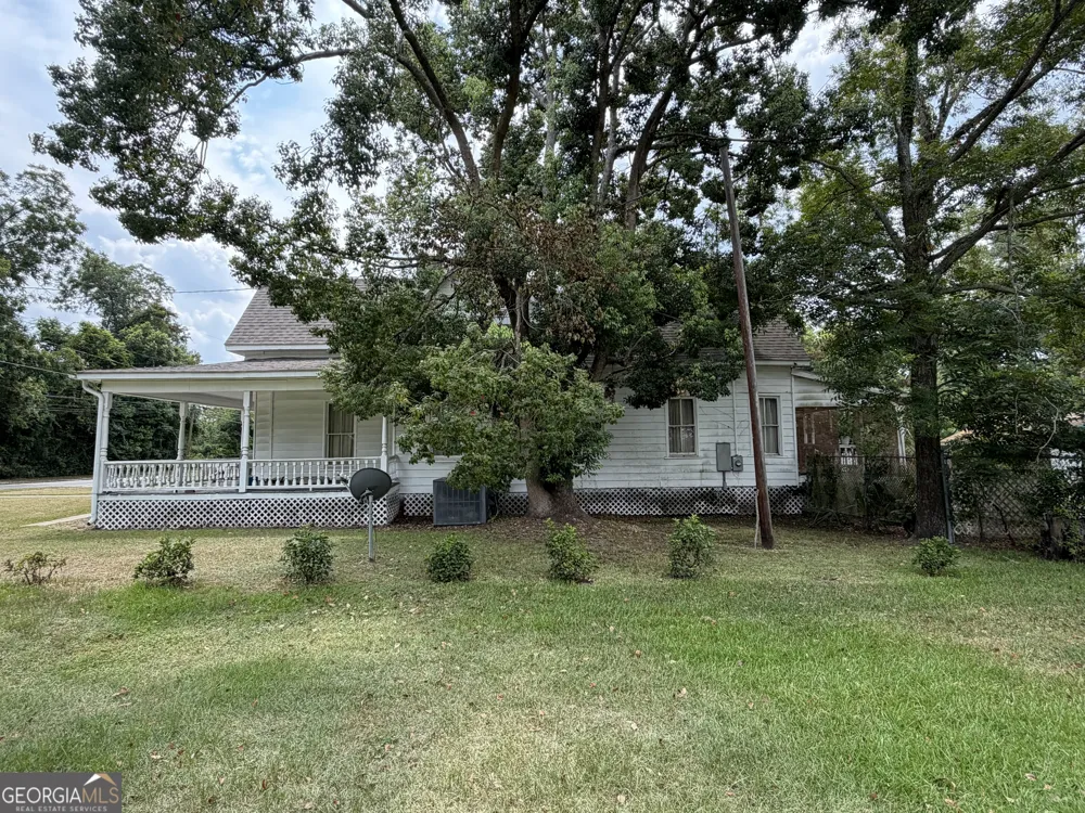506 River ST Valdosta, GA 31601