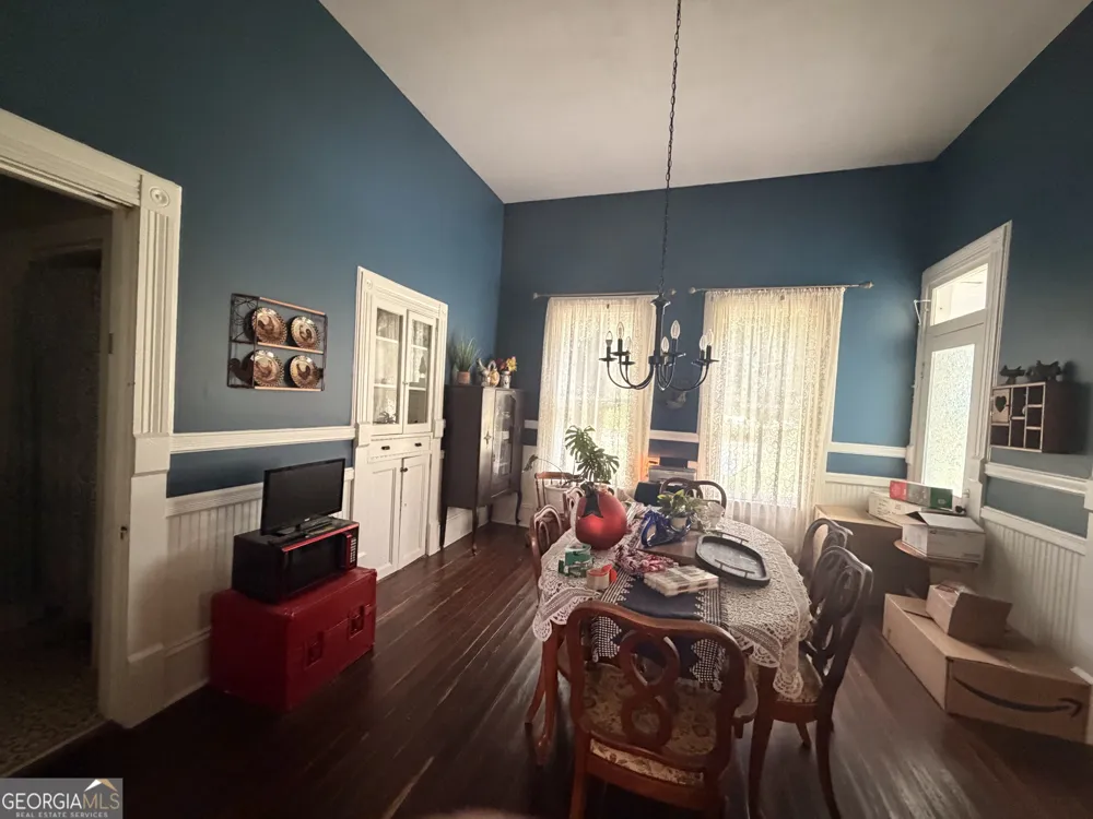 506 River ST Valdosta, GA 31601
