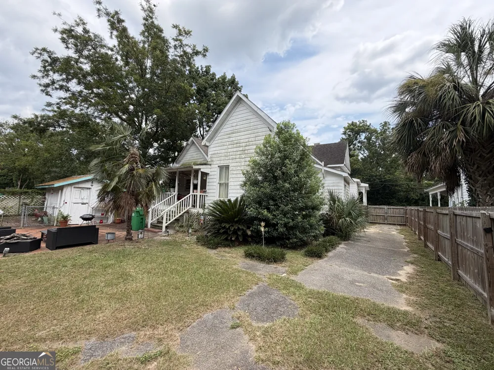 506 River ST Valdosta, GA 31601
