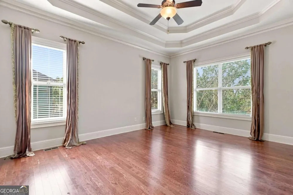 312 Twin Peaks LOOP Canton, GA 30114