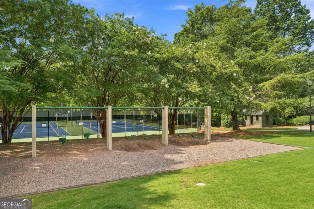 312 Twin Peaks LOOP Canton, GA 30114