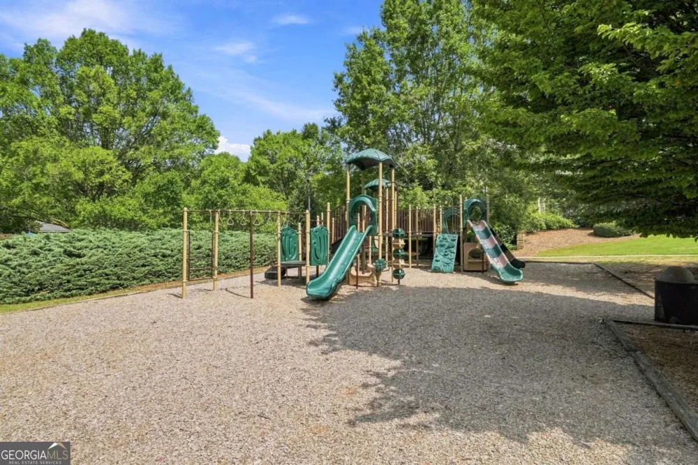 312 Twin Peaks LOOP Canton, GA 30114