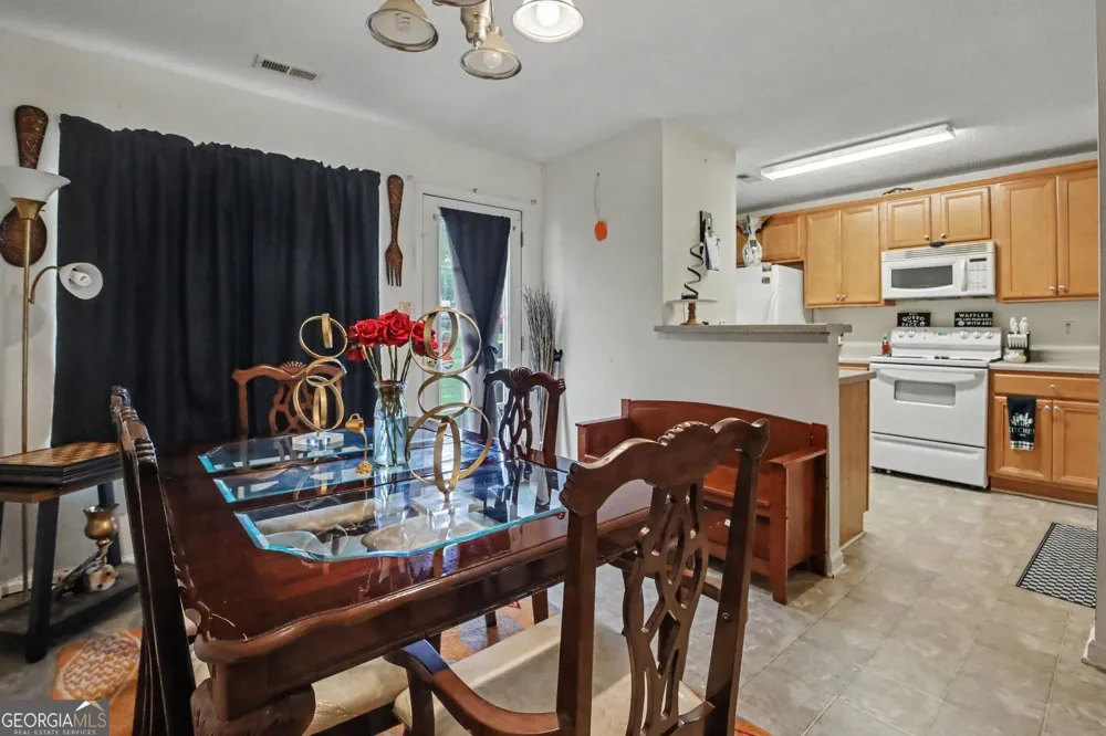 1763 Fielding WAY Hampton, GA 30228