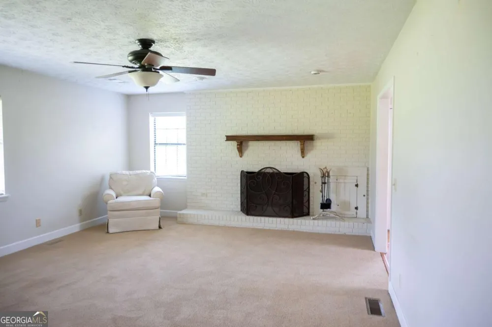 371 Burketts Ferry RD Hazlehurst, GA 31539