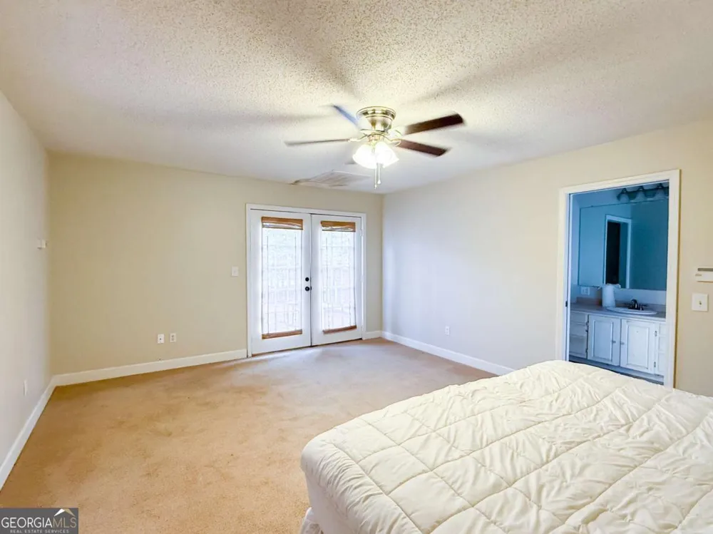 371 Burketts Ferry RD Hazlehurst, GA 31539