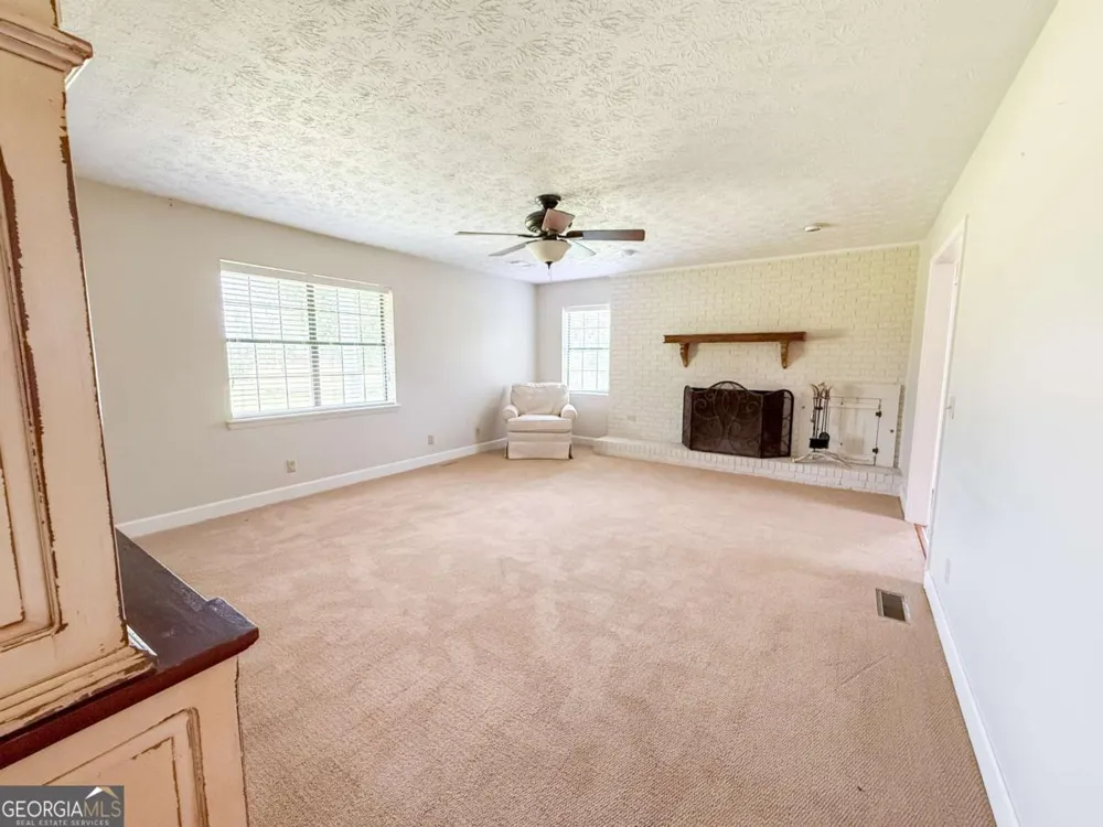 371 Burketts Ferry RD Hazlehurst, GA 31539