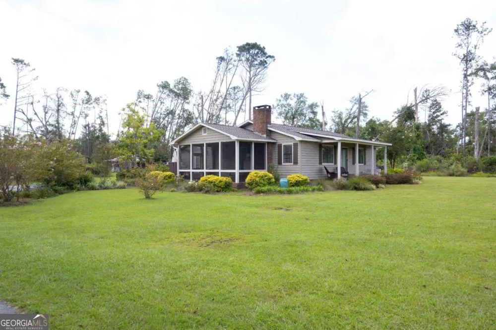 371 Burketts Ferry RD Hazlehurst, GA 31539