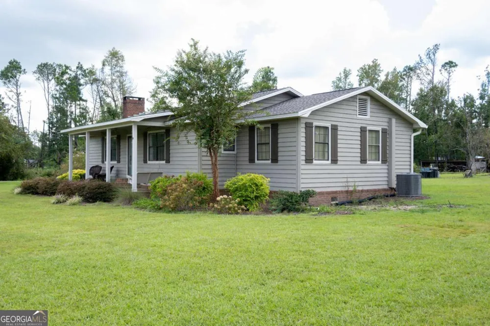 371 Burketts Ferry RD Hazlehurst, GA 31539