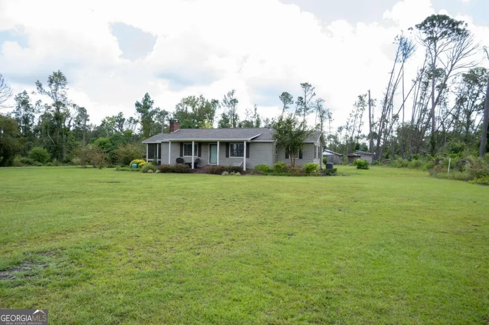 371 Burketts Ferry RD Hazlehurst, GA 31539
