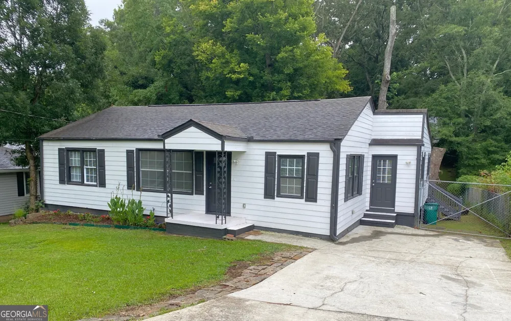 1298 Belmont AVE SE Smyrna, GA 30080