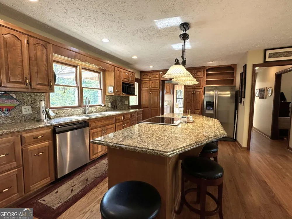 450 Lucas RD SW Cartersville, GA 30120