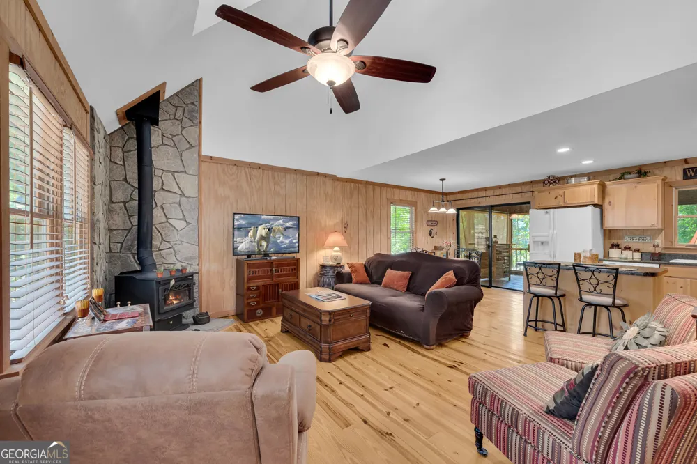 148 Lakeside Hills RD Martin, GA 30557