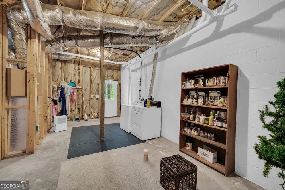 148 Lakeside Hills RD Martin, GA 30557