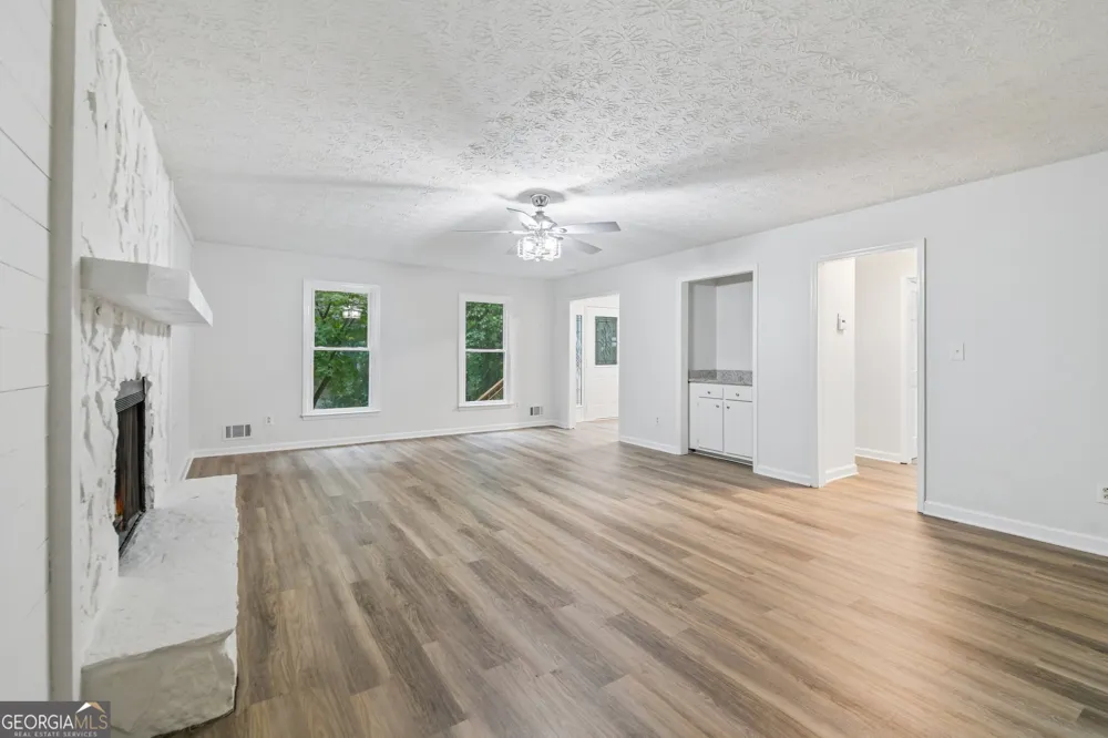 330 Benjamin CIR Fayetteville, GA 30214