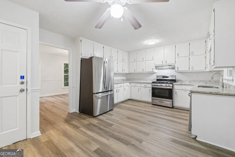 330 Benjamin CIR Fayetteville, GA 30214