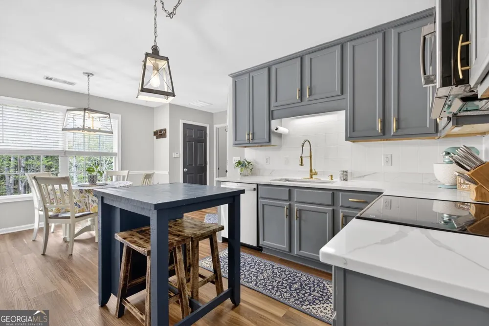 3512 Windy Oaks WAY Loganville, GA 30052