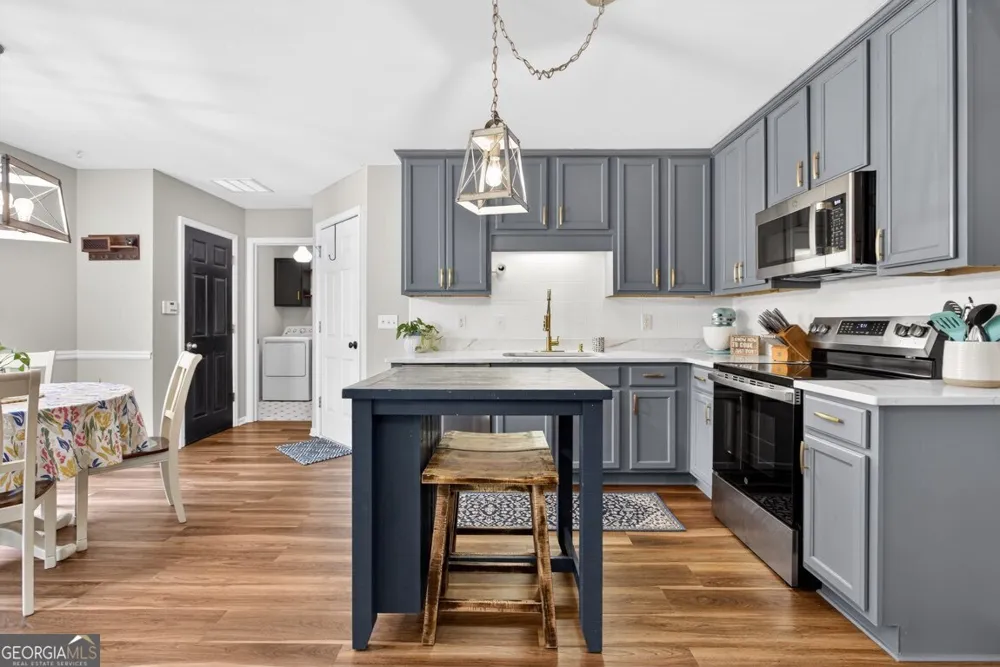 3512 Windy Oaks WAY Loganville, GA 30052