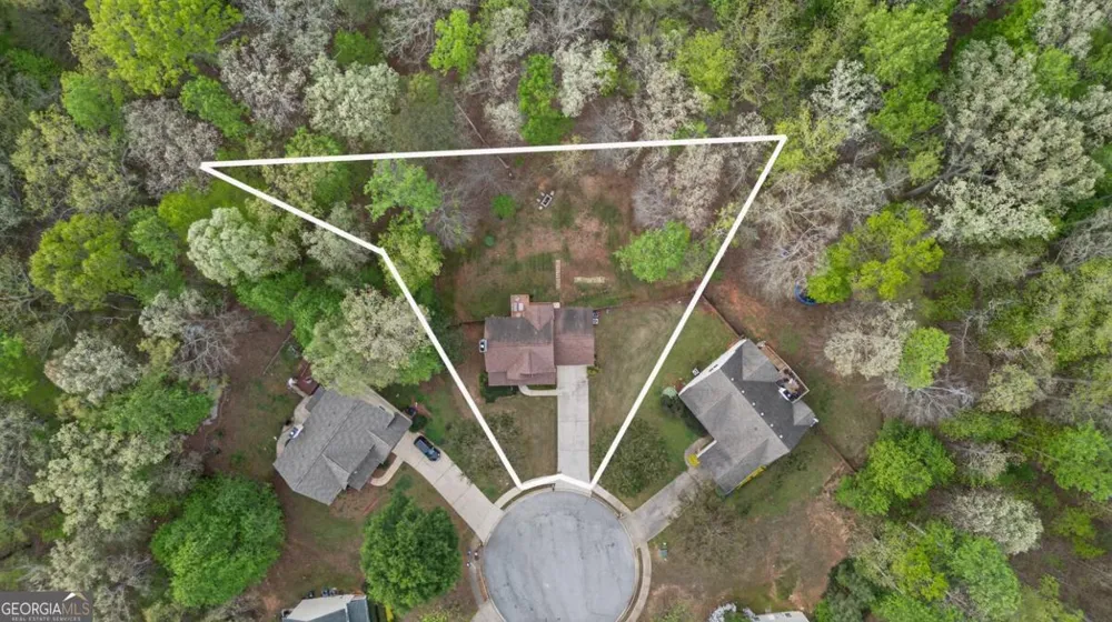 3512 Windy Oaks WAY Loganville, GA 30052